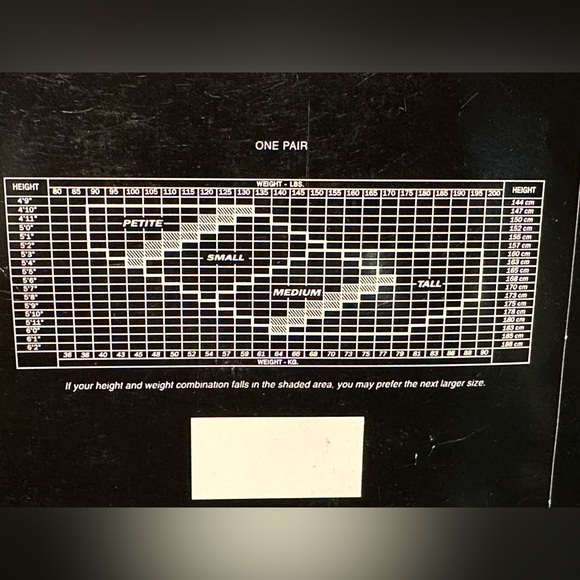 NWT bundle of 12 pantyhose in various brands and colors - Picture 14 of 16